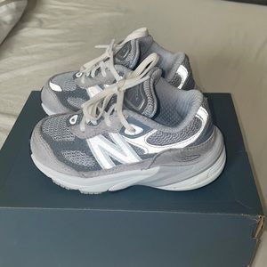 Toddler New Balance 990 v6